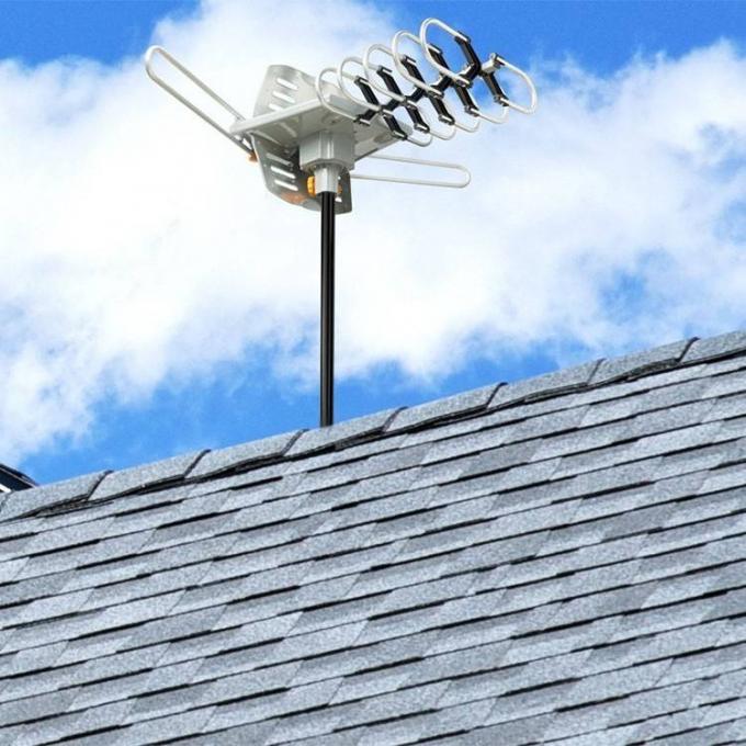 モーターを備えられた八木UHFは360度の回転を用いるデジタルHDTVアンテナを増幅した 3